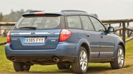 Subaru Legacy Outback 2008 - widok z tyłu