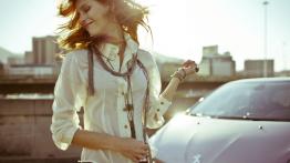 Peugeot 208 - maska zamknięta