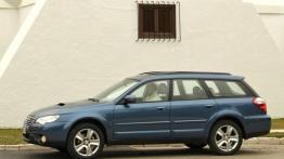 Subaru Legacy Outback 2008 - lewy bok