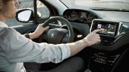 Peugeot 208 - kokpit