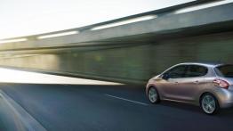 Peugeot 208 - lewy bok