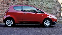 Mitsubishi Colt 2009 - prawy bok