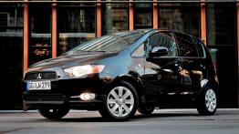 Mitsubishi Colt 2009 - lewy bok