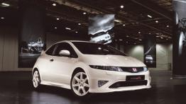 Honda Civic Type R 2009 - prawy bok