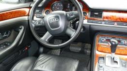 Aluminiowy luksus - Audi A8 (2002-2009)
