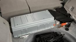 Toyota Prius 2009 - bagażnik - inne ujęcie