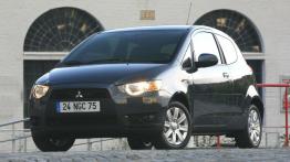 Mitsubishi Colt 2009 - widok z przodu