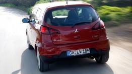 Mitsubishi Colt 2009 - widok z tyłu