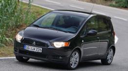 Mitsubishi Colt 2009 - widok z przodu