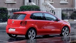 Volkswagen Polo 2009 - prawy bok