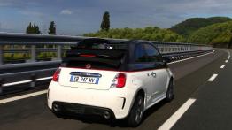 Abarth 500C - widok z tyłu