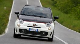 Abarth 500C - widok z przodu