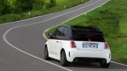 Abarth 500C - tył - reflektory wyłączone