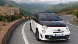 Abarth 500C - widok z przodu