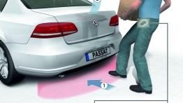 Volkswagen Passat B7 sedan (2011) - szkice - schematy - inne ujęcie