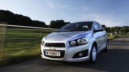 Chevrolet Aveo sedan 2011 - widok z przodu