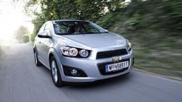 Chevrolet Aveo sedan 2011 - widok z przodu