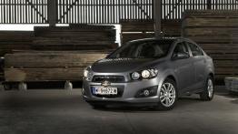 Chevrolet Aveo sedan 2011 - widok z przodu