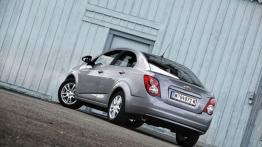 Chevrolet Aveo sedan 2011 - widok z tyłu