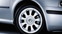 Skoda Octavia I Hatchback 1.6 75KM 55kW 1996-2001