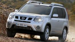 Nissan X-Trail 2011 - widok z przodu