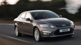 Ford Mondeo Hatchback 2011 - widok z przodu