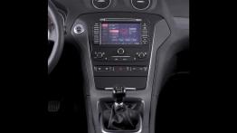 Ford Mondeo Kombi 2011 - konsola środkowa