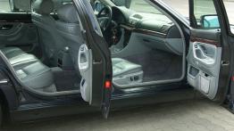 BMW Seria 7 E38 728 i 193KM 142kW 1995-2001