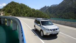 Nissan X-Trail 2011 - widok z przodu
