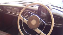 Mercedes W111 - kierownica