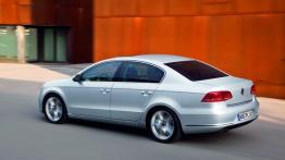 Volkswagen Passat B7 sedan (2011) - lewy bok