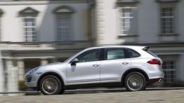 Porsche Cayenne III Diesel (2011) - lewy bok