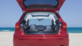 Mitsubishi Outlander Sport 2011 - widok z tyłu