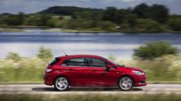 Citroen C4 Hatchback 2011 - prawy bok