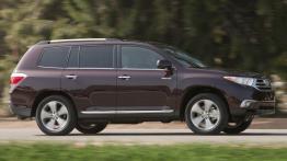Toyota Highlander 2011 - prawy bok