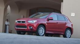Mitsubishi Outlander Sport 2011 - lewy bok