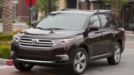Toyota Highlander 2011 - widok z przodu