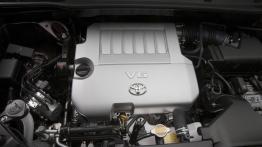 Toyota Highlander 2011 - silnik