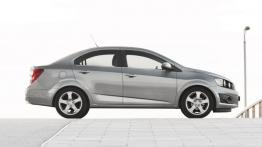 Chevrolet Aveo sedan 2011 - prawy bok