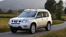 Nissan X-Trail 2011 - widok z przodu