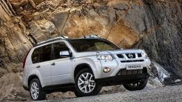 Nissan X-Trail 2011 - widok z przodu