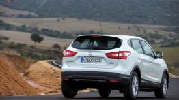 Nissan Qashqai II dCi (2014) - widok z tyłu