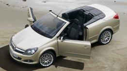 Opel Astra Twin Top OPC - widok z góry