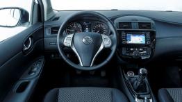 Nissan Pulsar 1.5 dCi (2014) - kokpit