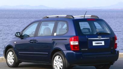 Kia Carnival II