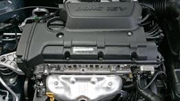 Kia Ceed Hatchback 5D 2010 - maska otwarta