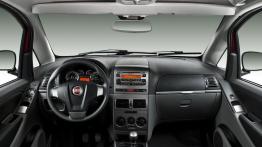 Fiat Idea 2010 - widok ogólny wnętrza z przodu