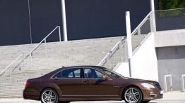 Mercedes Klasa S W221 Limuzyna wersja długa Facelifting AMG 6.2 V8 (63 AMG) 525KM 386kW 2009-2010