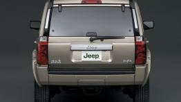 Jeep Commander 5.7 i V8 Hemi 4WD Limited 326KM 240kW 2006-2010