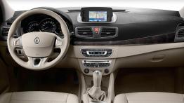 Renault Fluence 2010 - pełny panel przedni